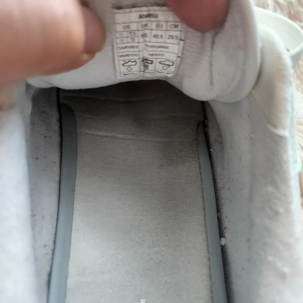 Alo  White Sneakers